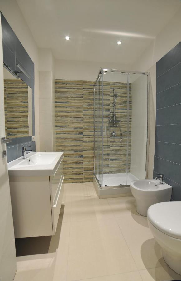 Home 22 Appartamento In Centro Storico - 卡塔尼亚 外观 照片