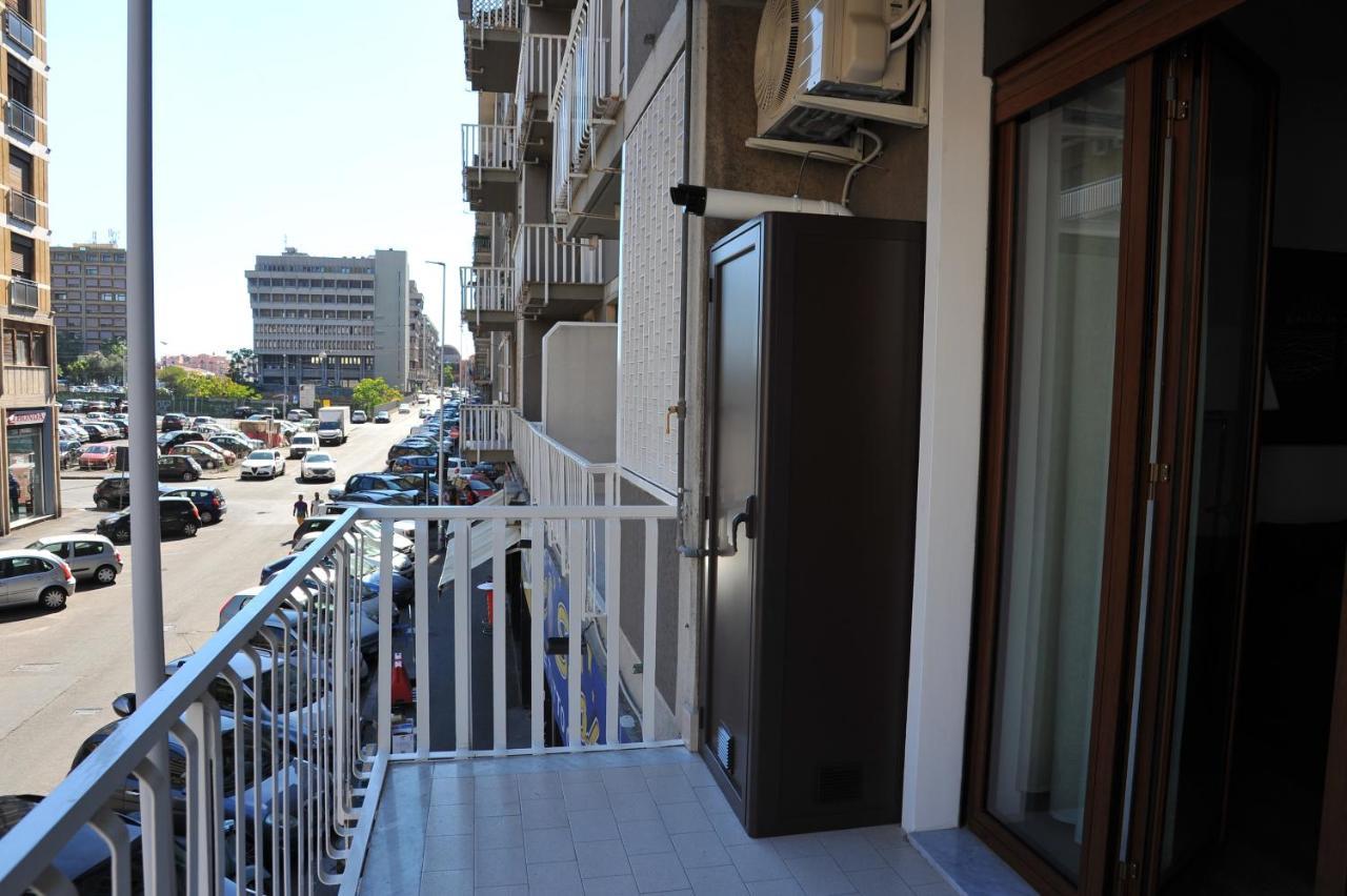 Home 22 Appartamento In Centro Storico - 卡塔尼亚 外观 照片