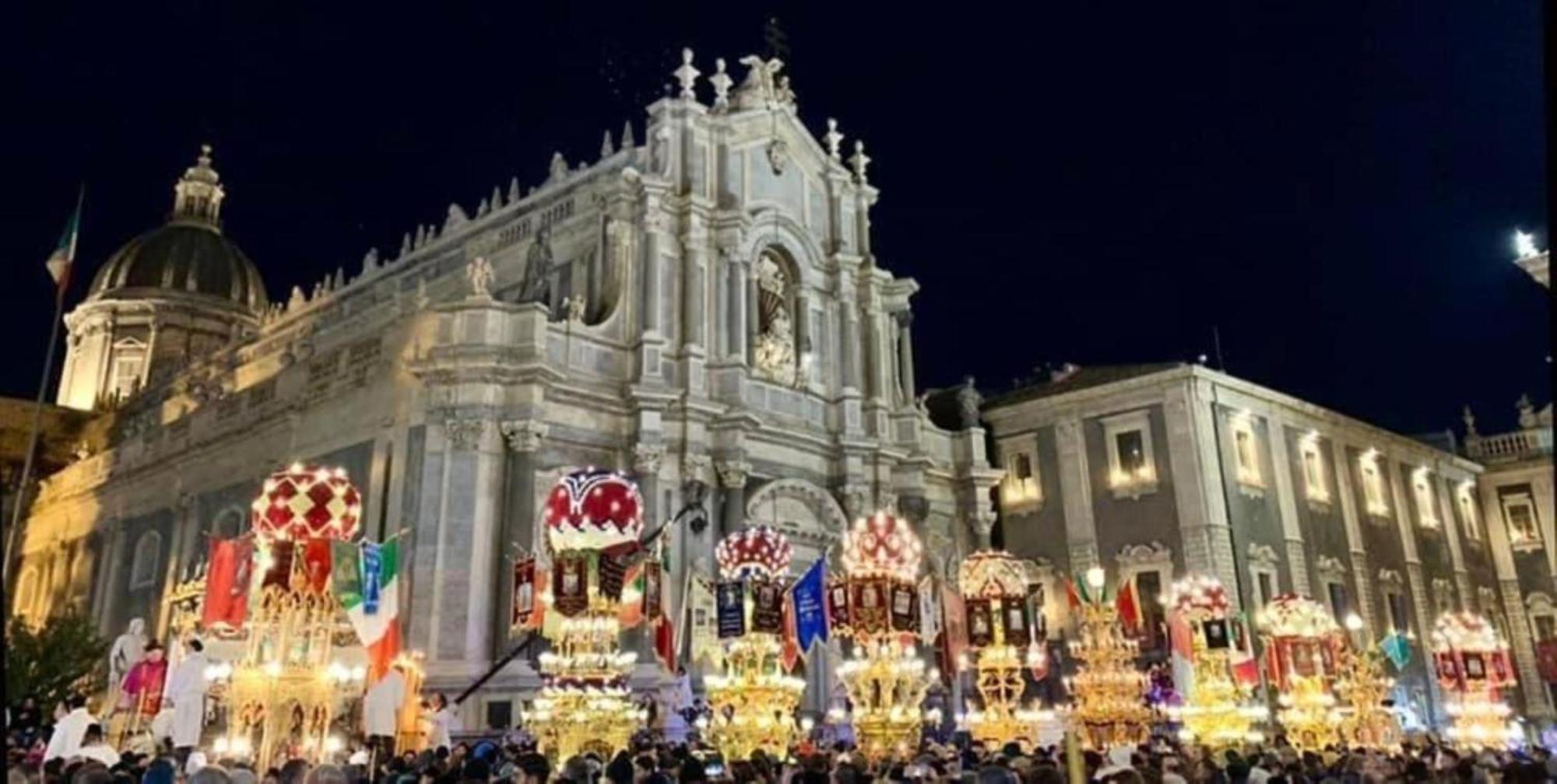 Home 22 Appartamento In Centro Storico - 卡塔尼亚 外观 照片